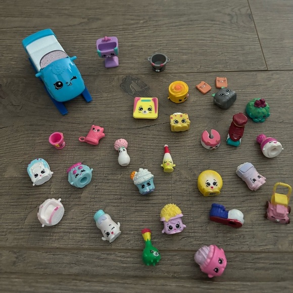 29 Shopkin Figures - Picture 1 of 2
